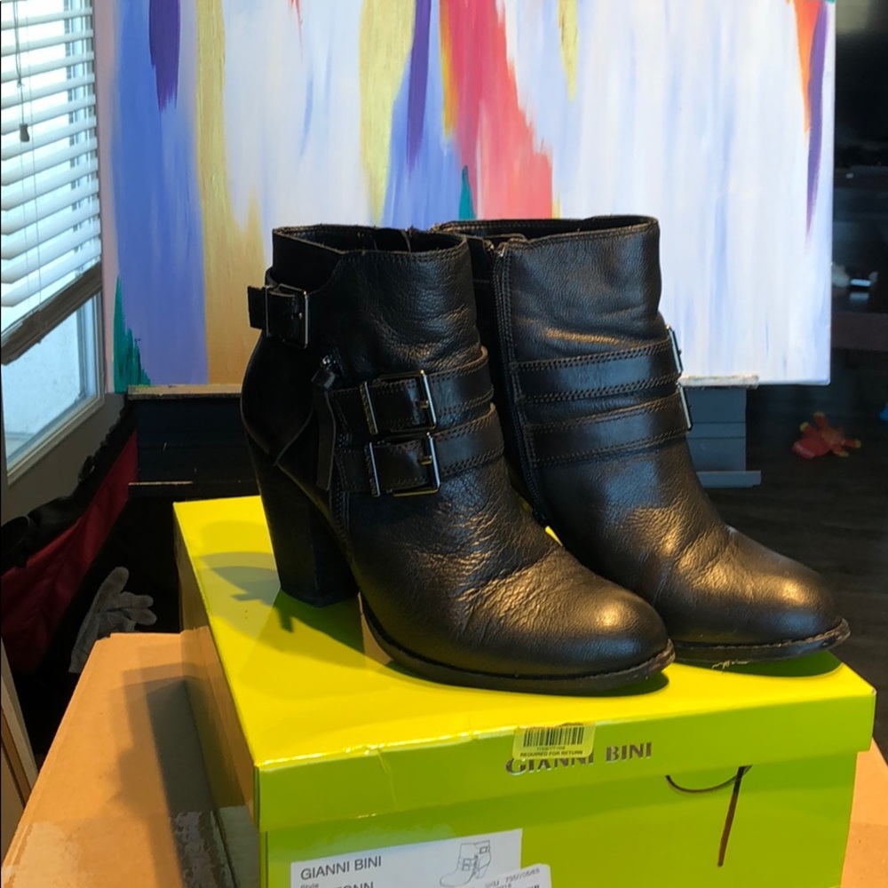 Giannni Bini Leather Ankle Boots